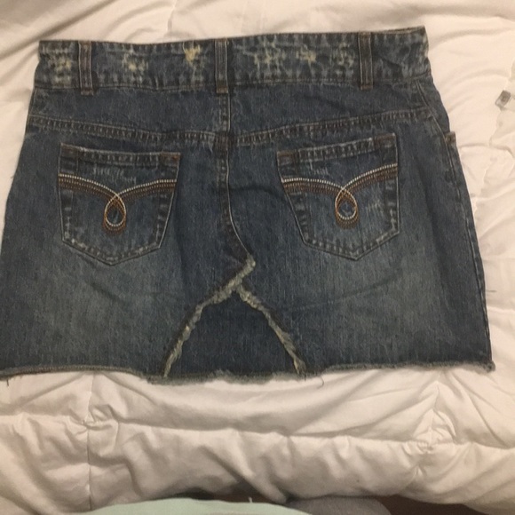 Denim mini skirt size 9/10 - Picture 2 of 8
